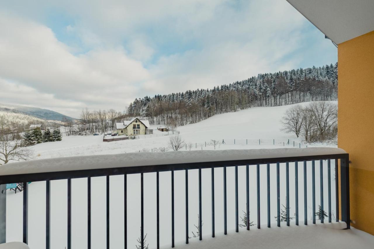 Szczyrk Ptasie Apartamenty Nowosc Z Widokiem Na Gory Esterno foto